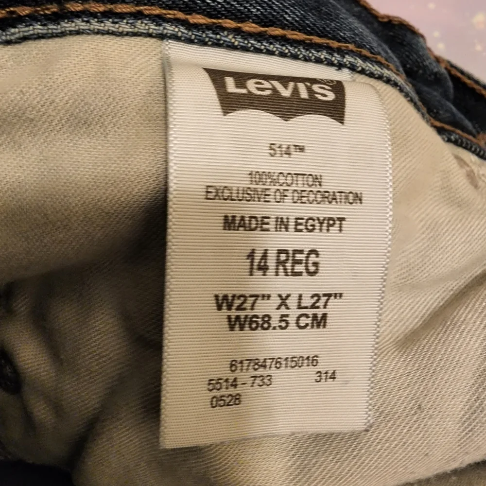 Levi's Jean's - Picture 5 of 7